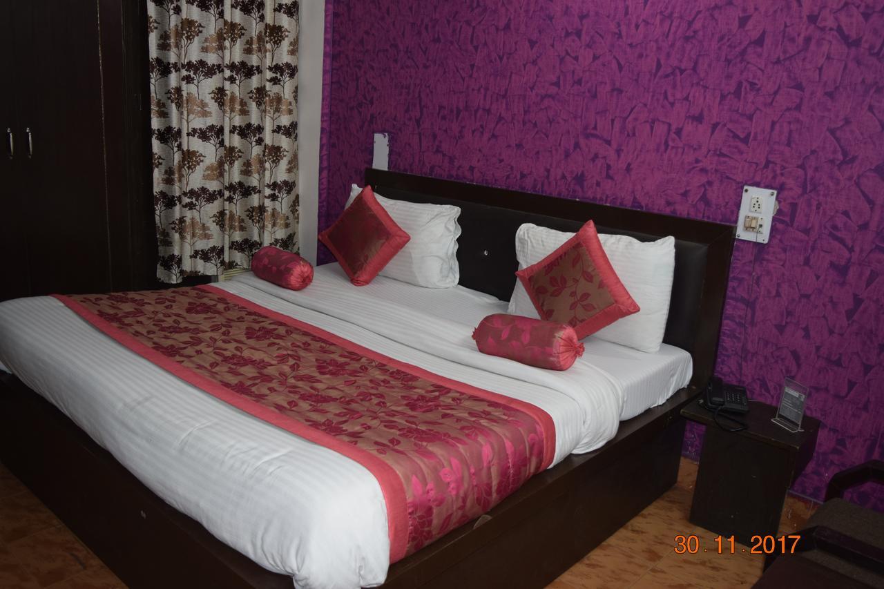 Hotel Trishul Харидвар Экстерьер фото
